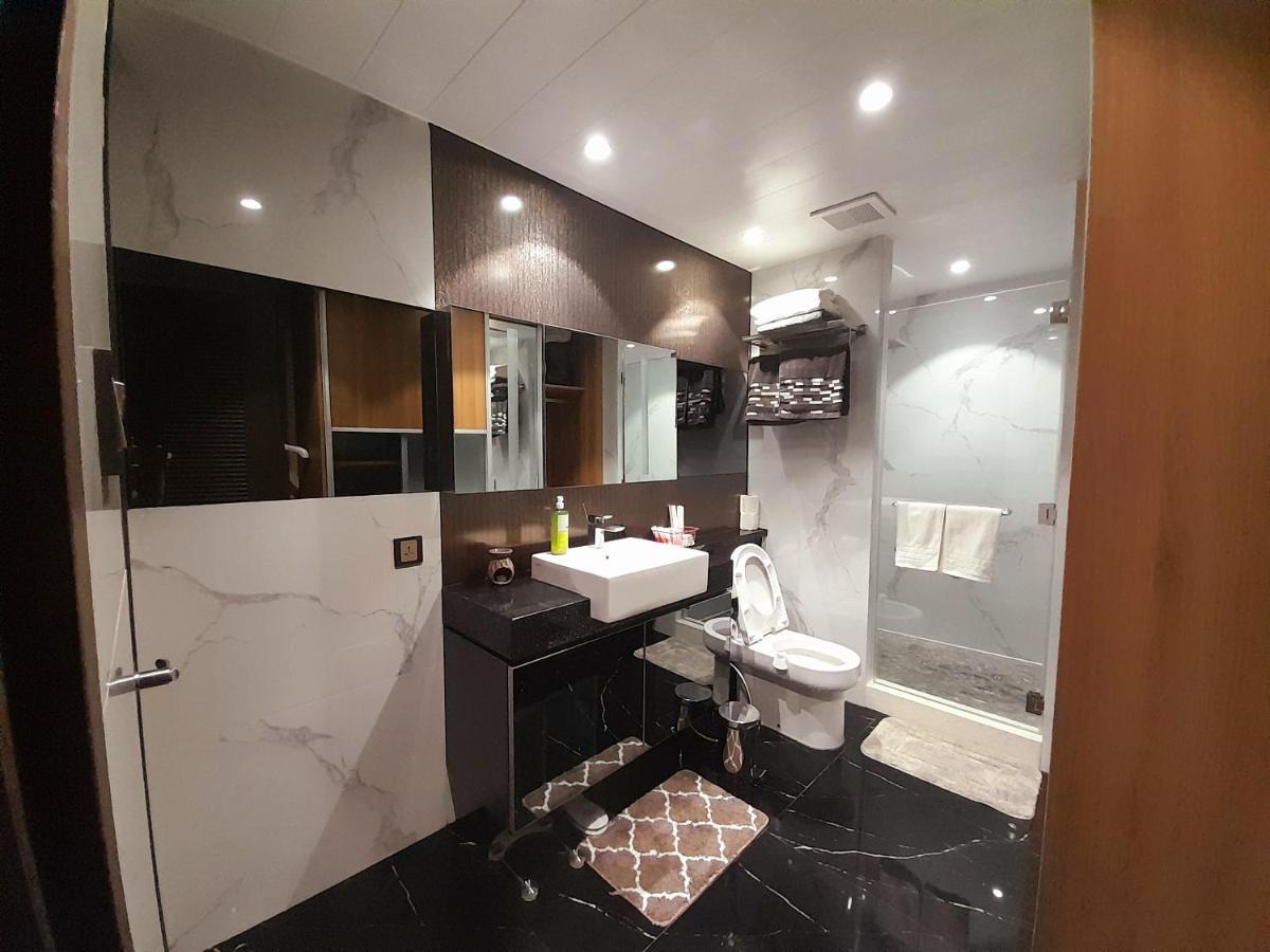 One Euphoria Prime Suite Hotel Angeles Eksteriør bilde