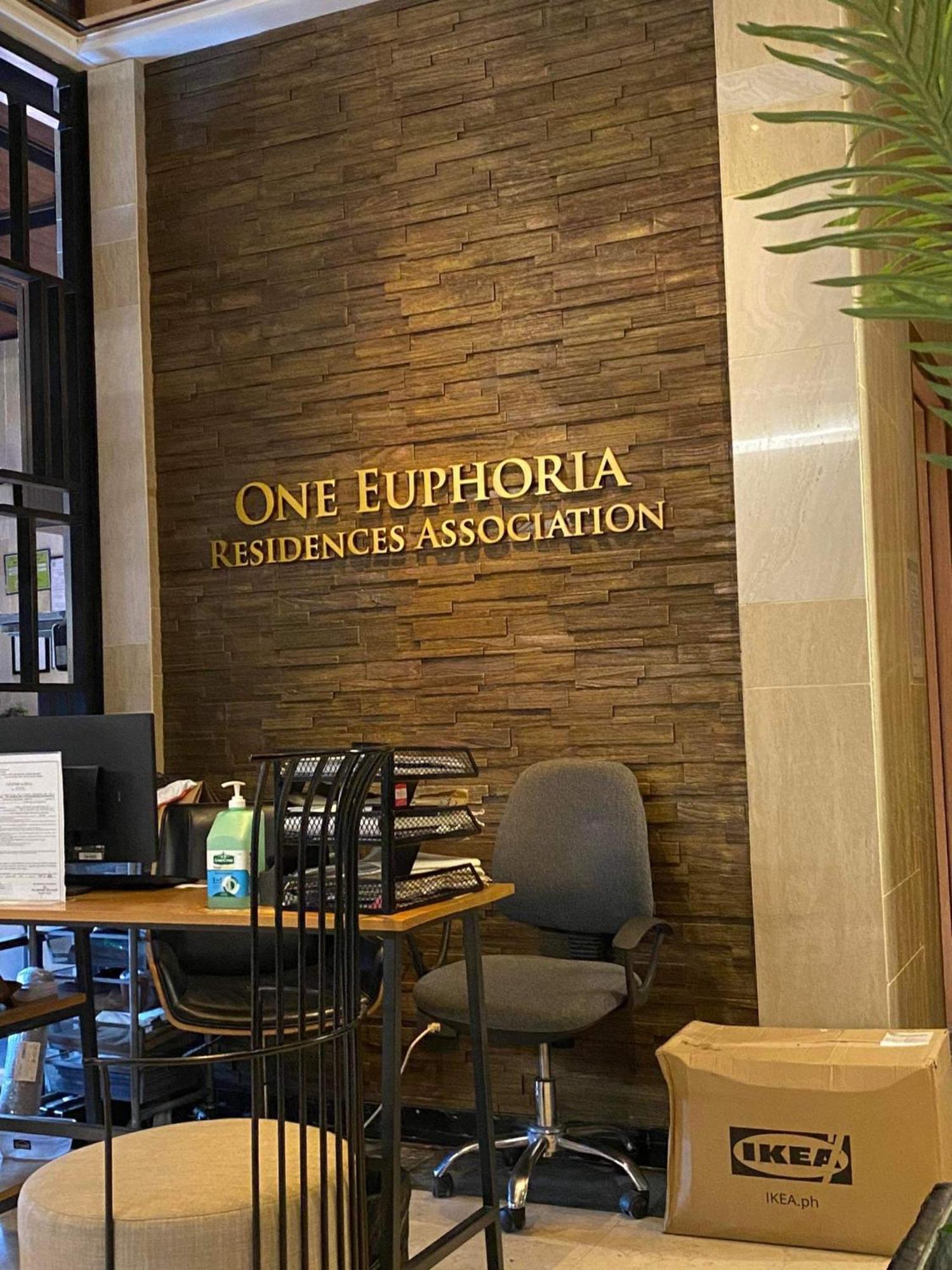 One Euphoria Prime Suite Hotel Angeles Eksteriør bilde