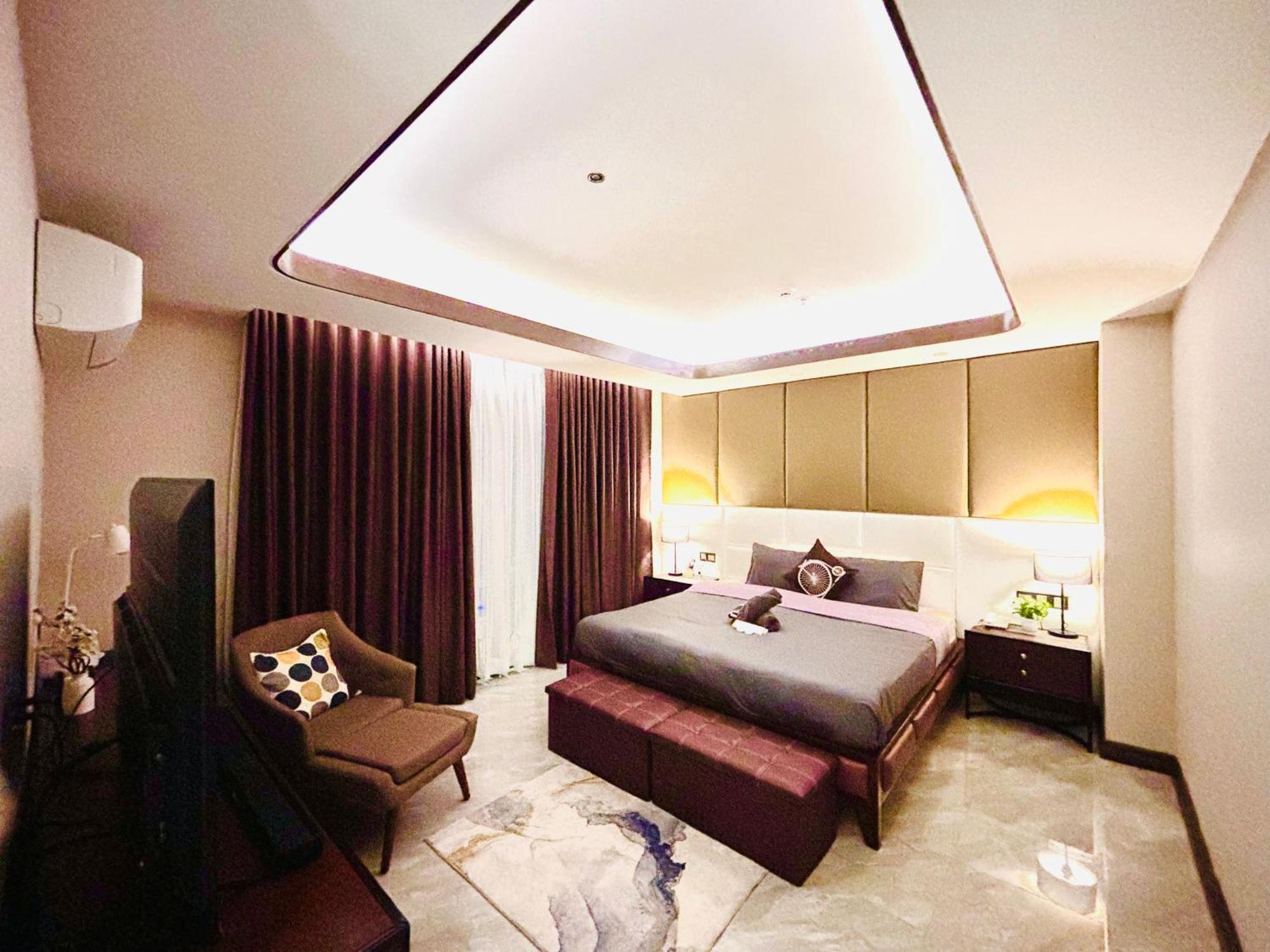 One Euphoria Prime Suite Hotel Angeles Eksteriør bilde