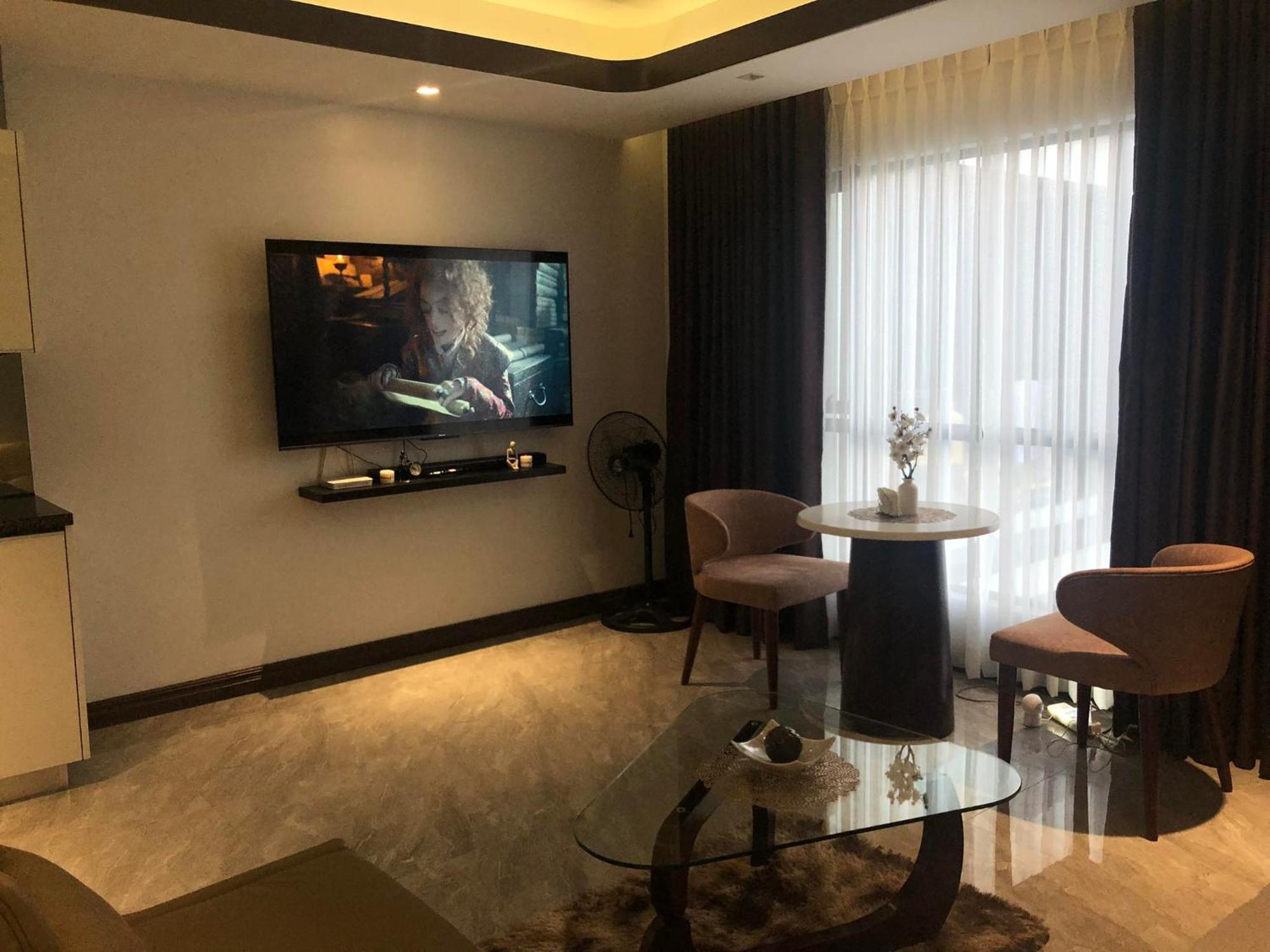 One Euphoria Prime Suite Hotel Angeles Eksteriør bilde
